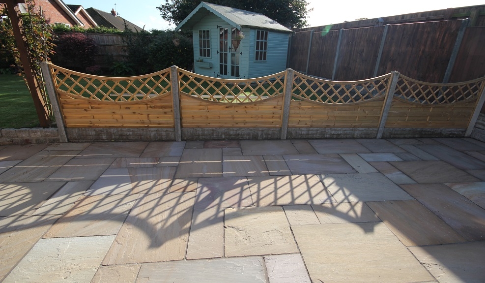 Sandstone patio decorative fencing